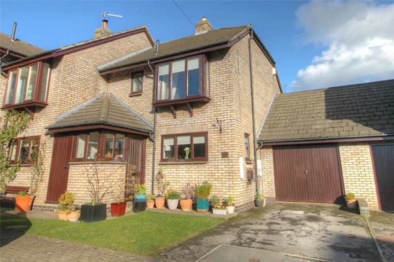 3 Bedroom Semi-Detac...